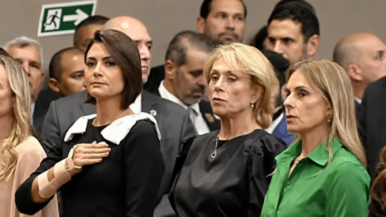 Michelle Bolsonaro durante cerimônia de posse no TSE em Brasília
