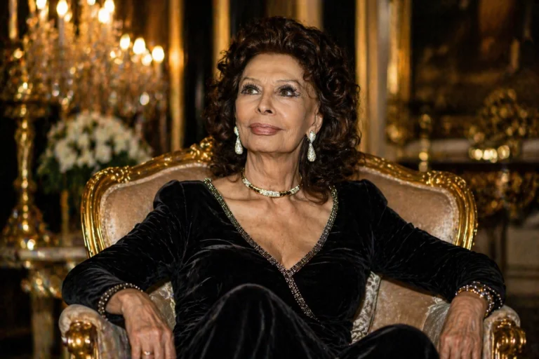 Sophia Loren durante sua trajetória como estrela do cinema internacional