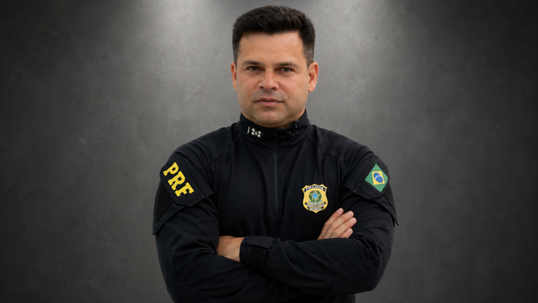 Moraes determina início do cumprimento de penas e decisão amplia debate sobre protagonismo do Judiciário