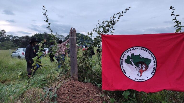 Terra em disputa: o Brasil que se confronta no campo