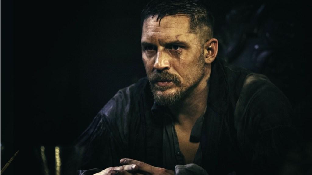 Tom Hardy caracterizado como Venom em imagem que simboliza a pressão das franquias globais