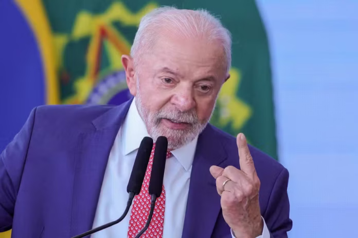 Luiz Inácio Lula da Silva durante pronunciamento sobre a Operação Lava Jato